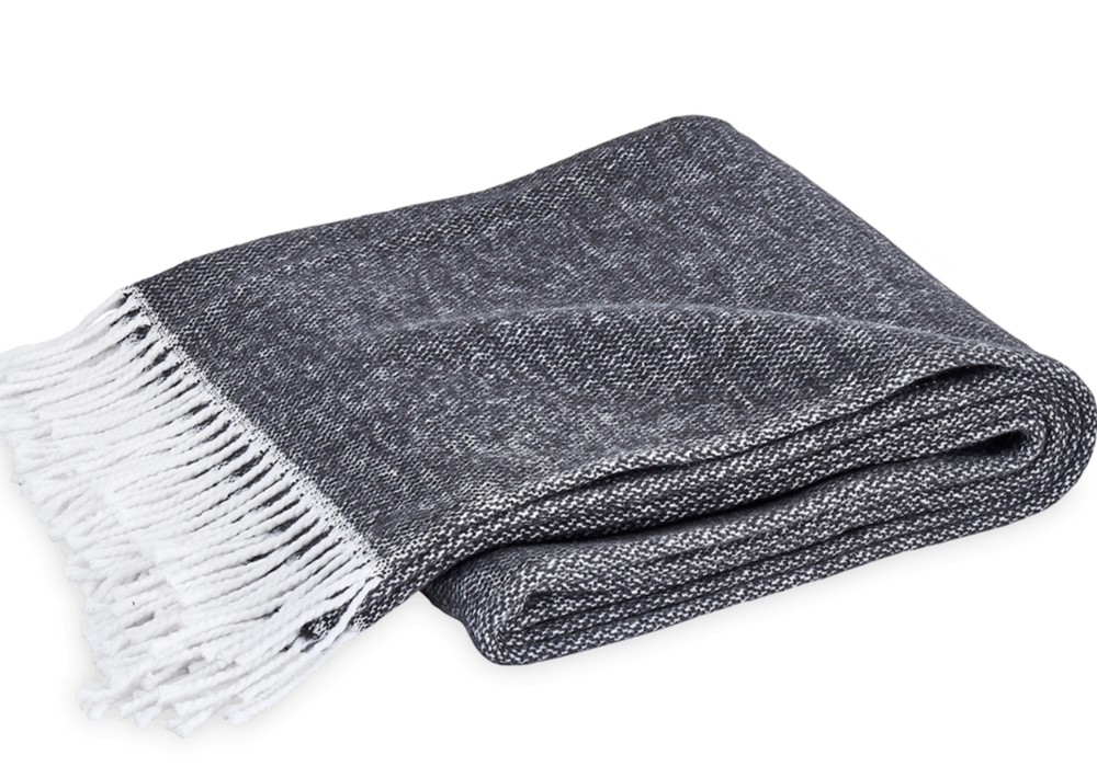 Pezzo Customizable Throw