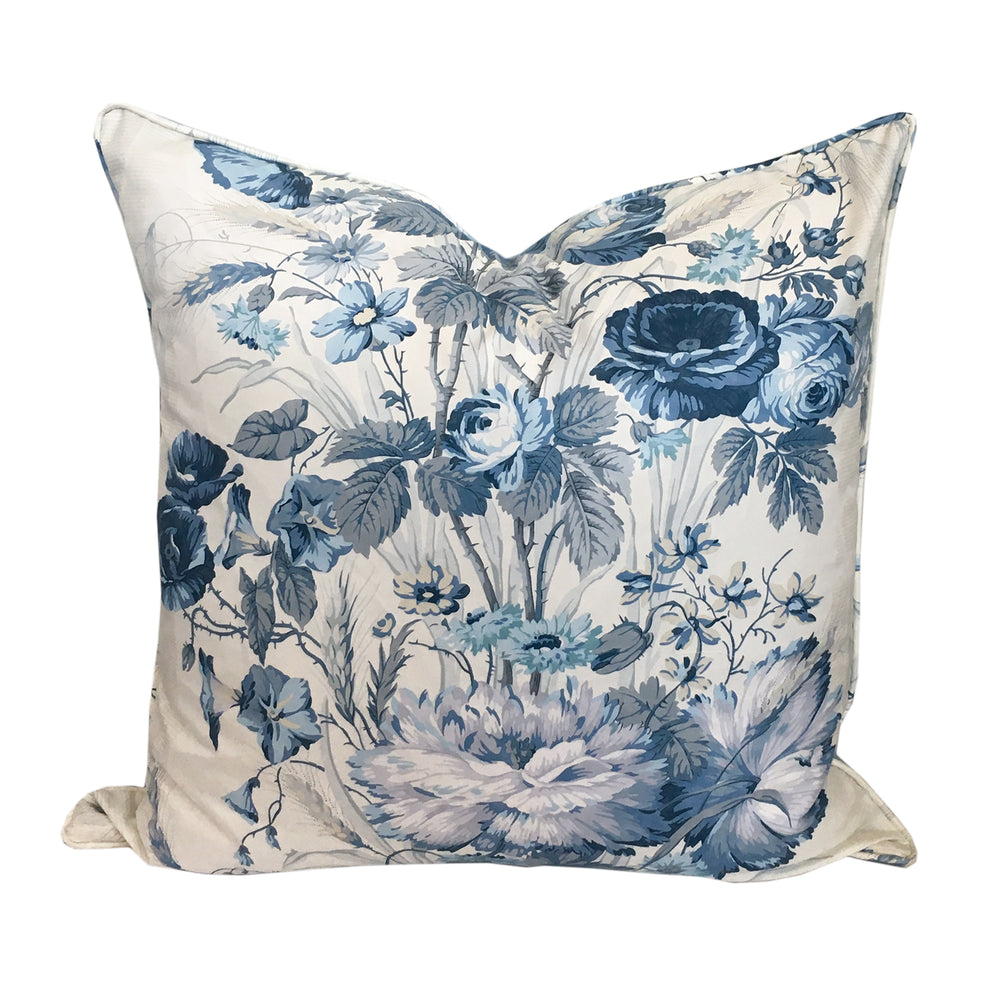 Boughton House Pillow - Porcelain / Gris