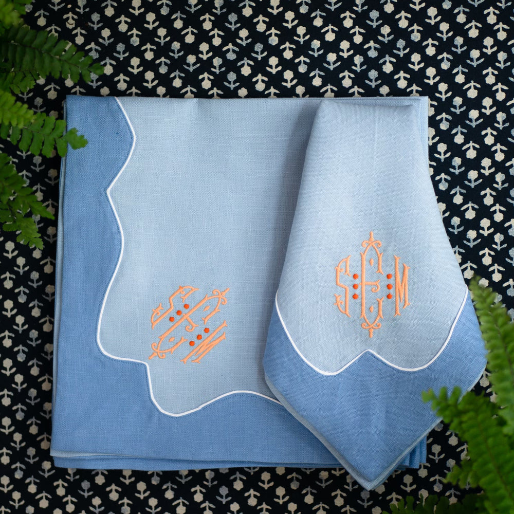 Scallop Border Dinner Napkins