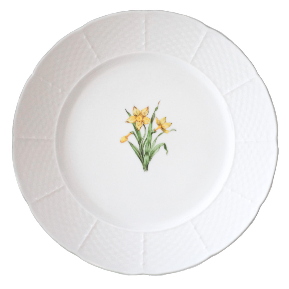 Basket Weave Dinner Plate - Daffodils