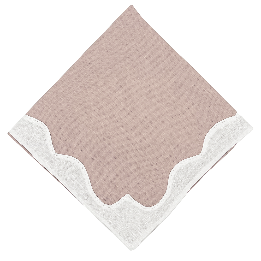 Scallop Border Dinner Napkins