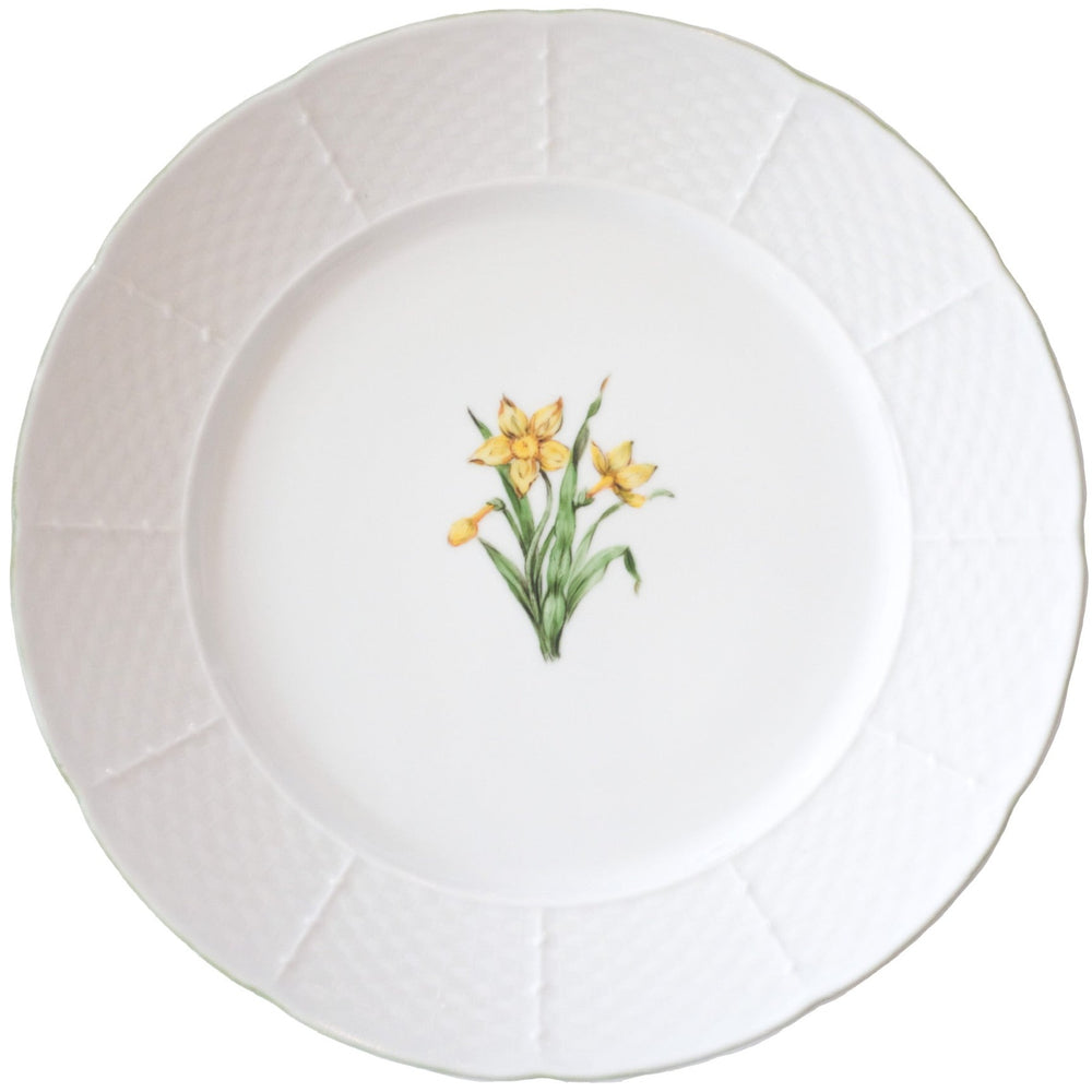 Basket Weave Dinner Plate - Daffodils